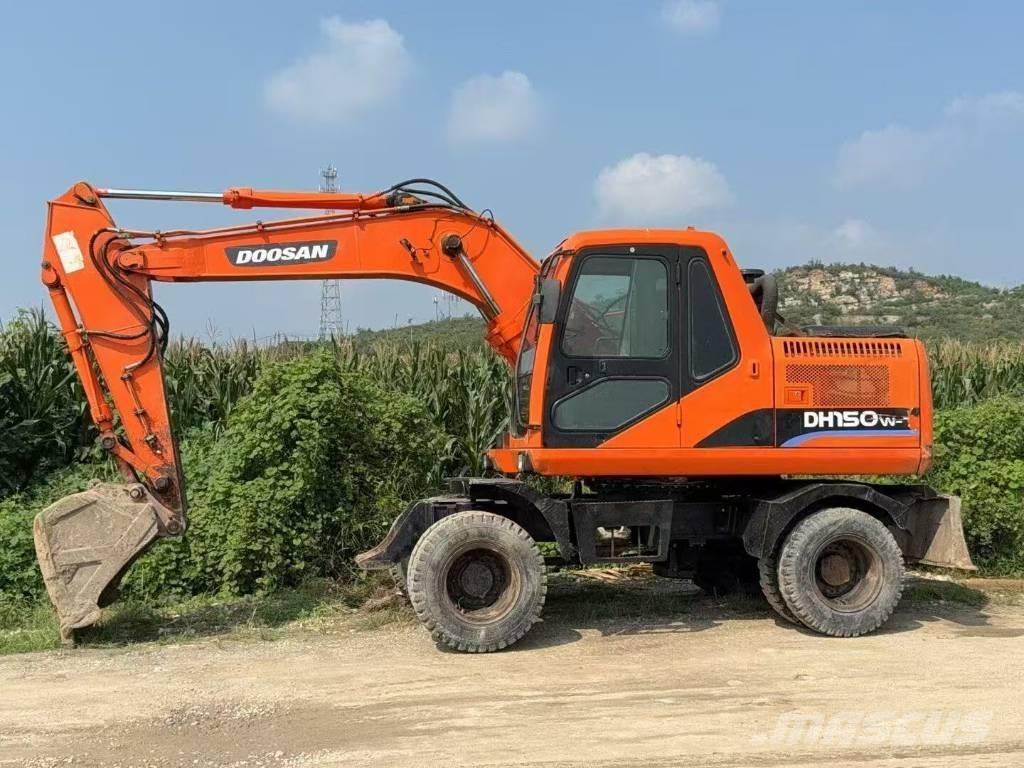 Doosan DH 150 W-7 Gravemaskiner på larvebånd