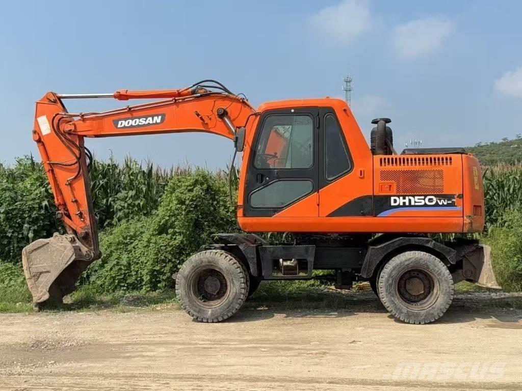 Doosan DH 150 W-7 Gravemaskiner på larvebånd