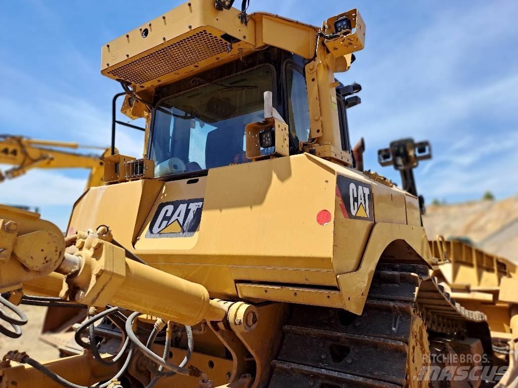 CAT D 8 T Bulldozer på larvebånd