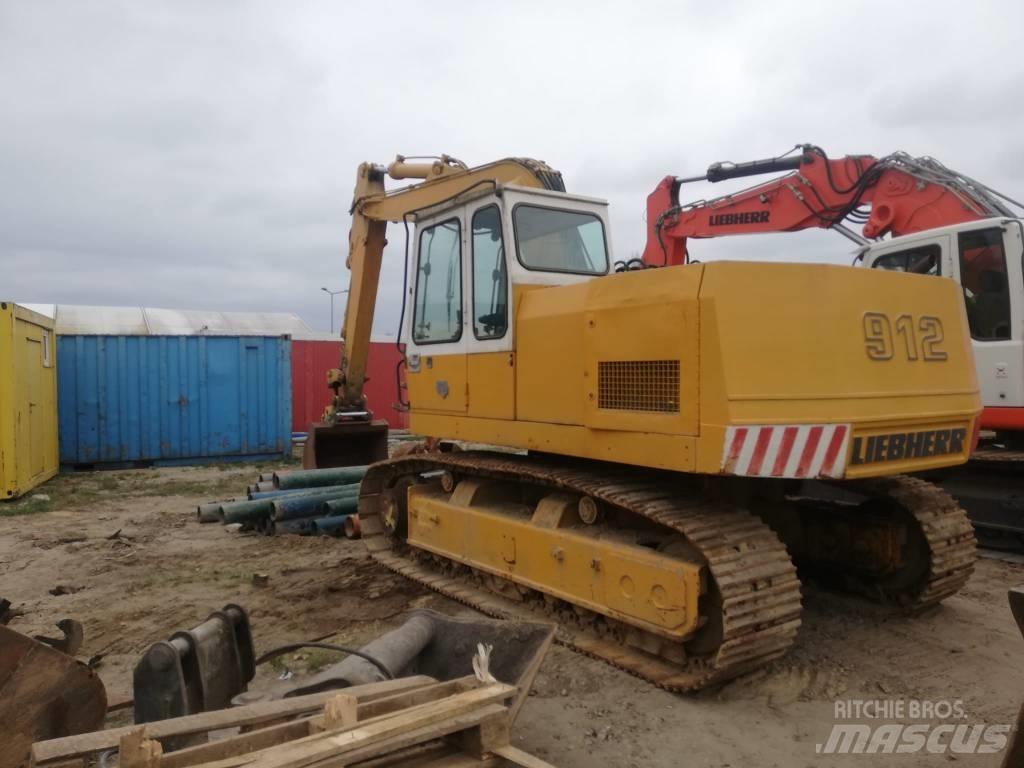Liebherr R 912 Gravemaskiner på larvebånd