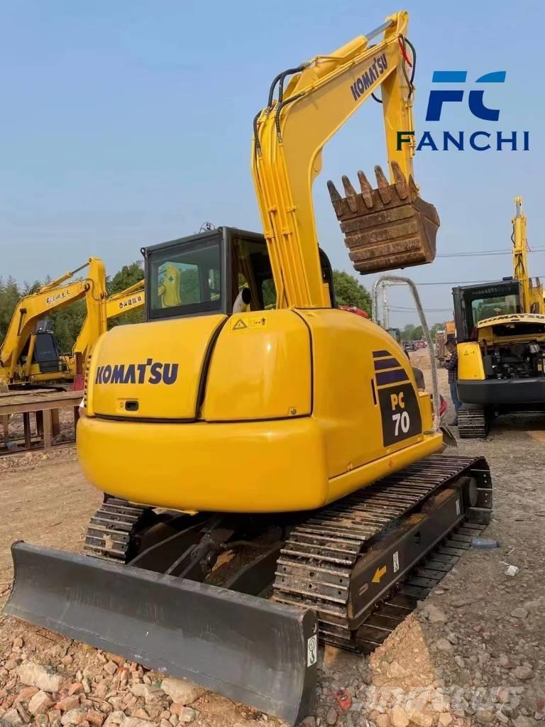 Komatsu PC 70 Midi-gravemaskiner 7t - 12t