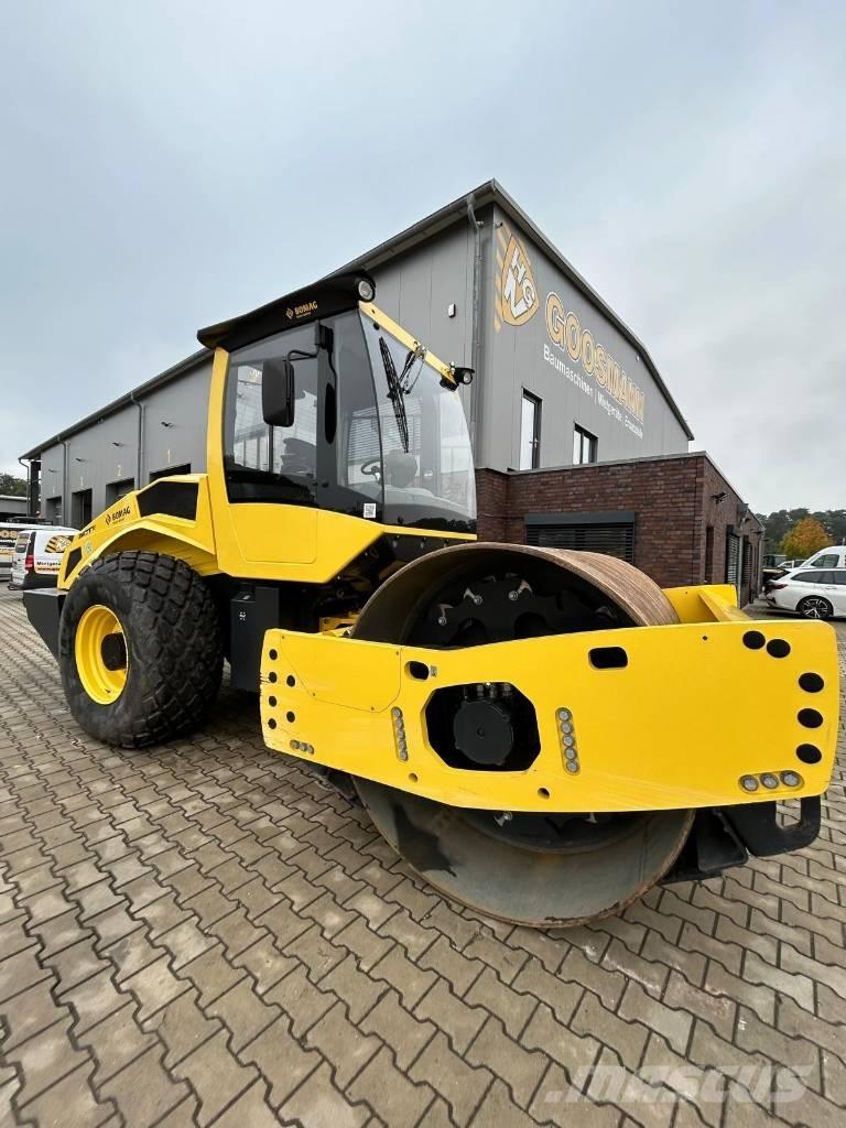 Bomag BW 211 D-5 Enkelt tromle