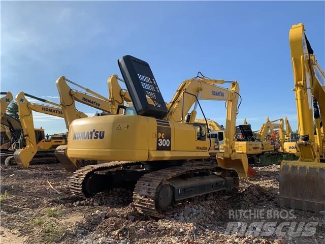 Komatsu PC 300 Gravemaskiner på larvebånd