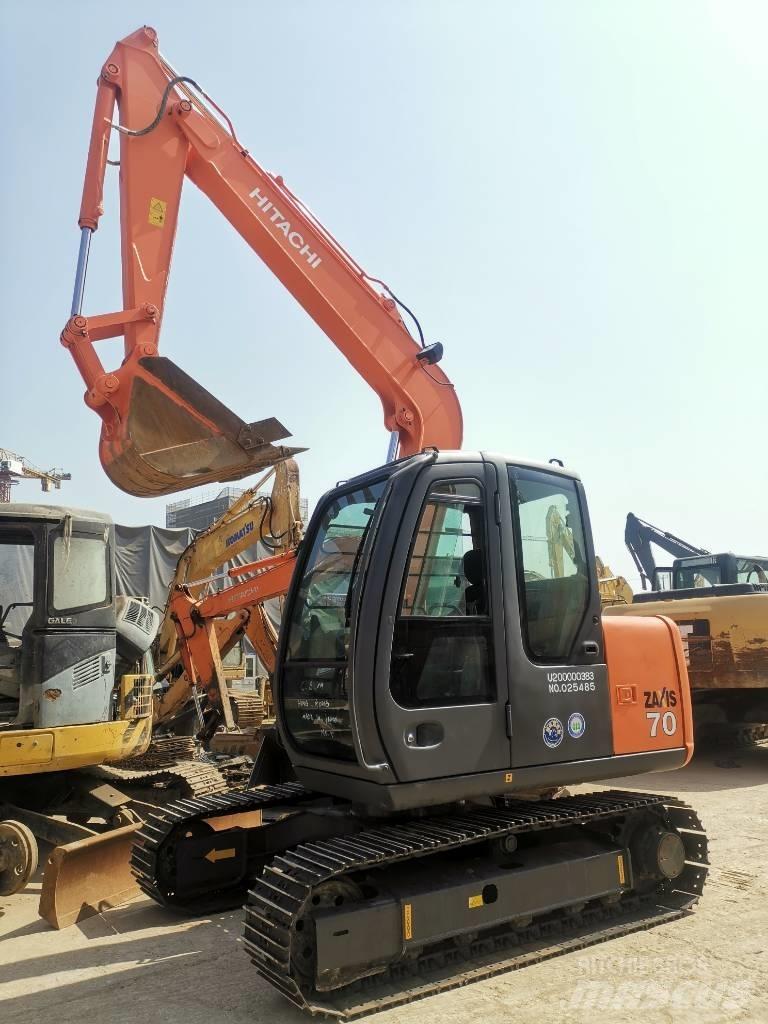 Hitachi ZX 70 Gravemaskiner på larvebånd