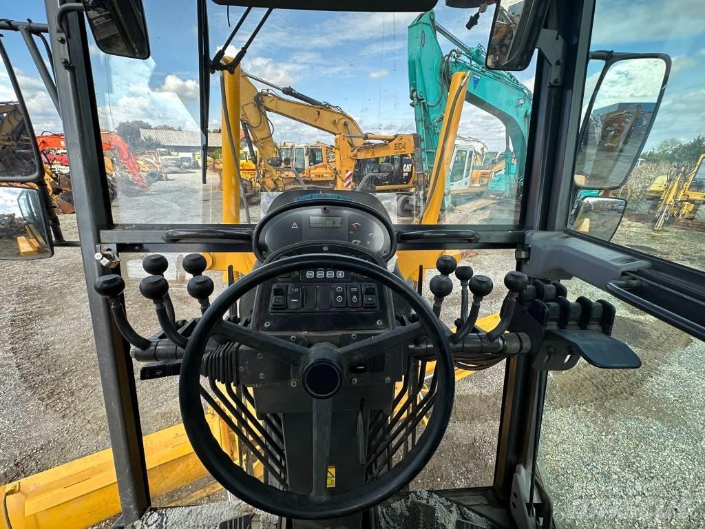 Volvo G 976 Vejhøvle / Gradere