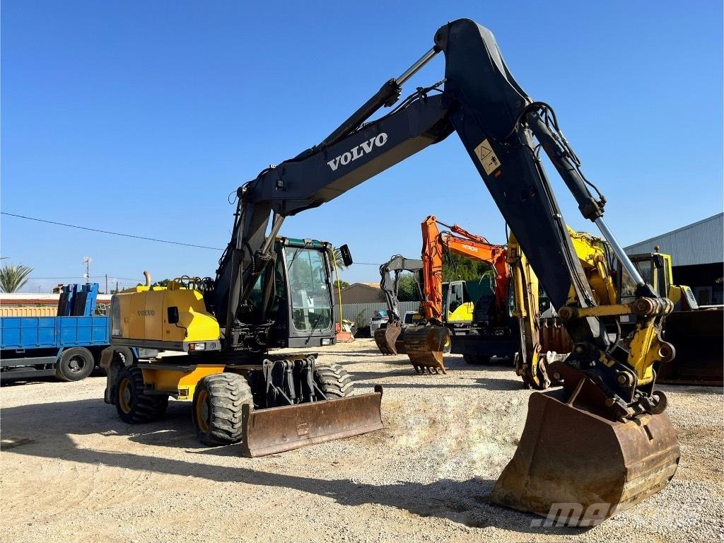 Volvo EW 180 C Gravemaskiner på hjul
