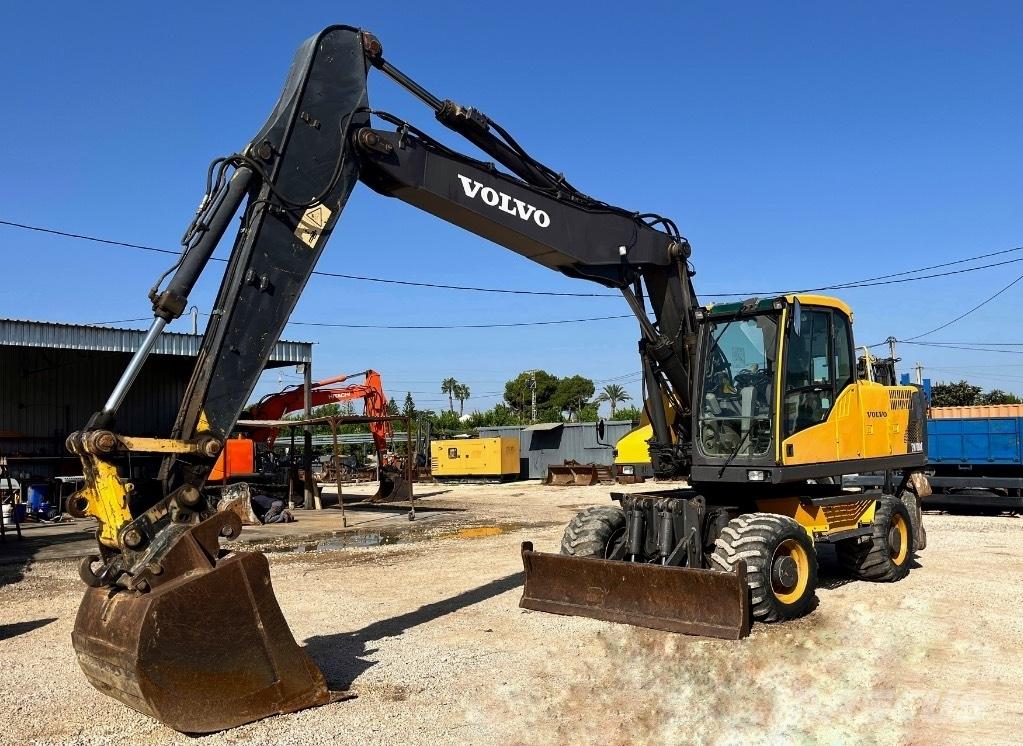 Volvo EW 180 C Gravemaskiner på hjul