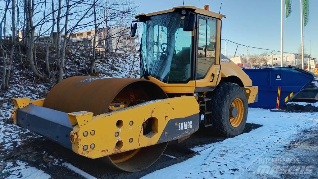 Volvo SD 160 B Tromle med luftdæk