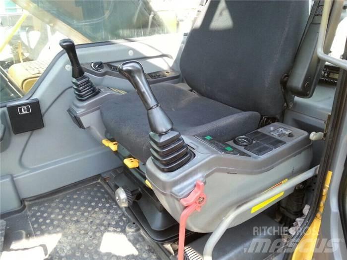 Volvo EC 240 B LC Gravemaskiner på larvebånd