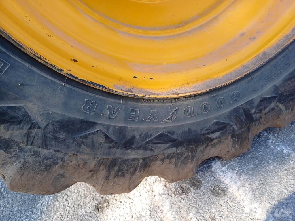 JCB 930-2 Terrængående gaffeltruck