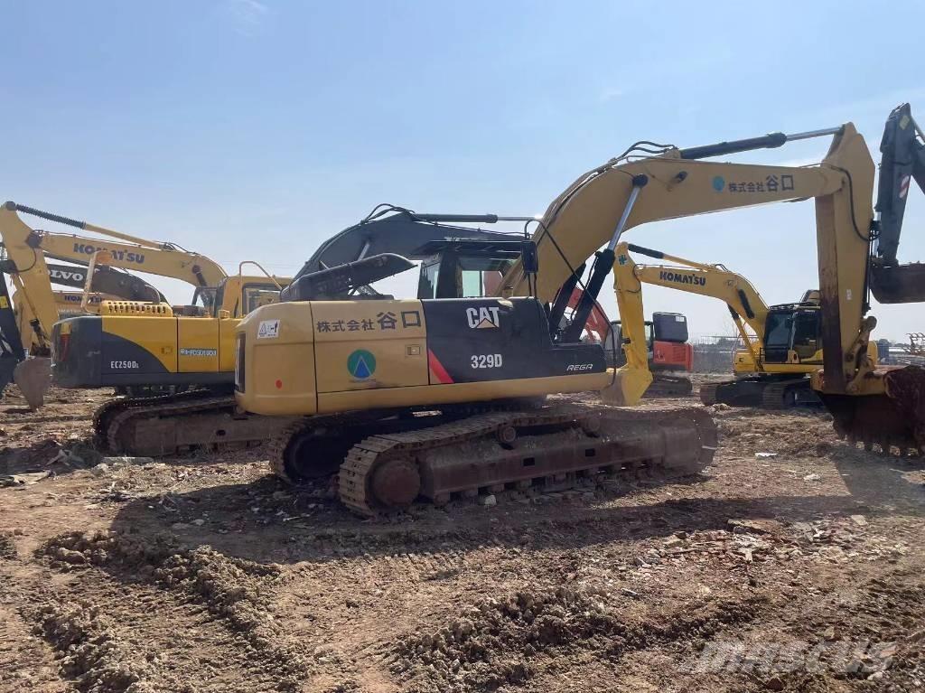 CAT 329D Gravemaskiner med lang gravebom