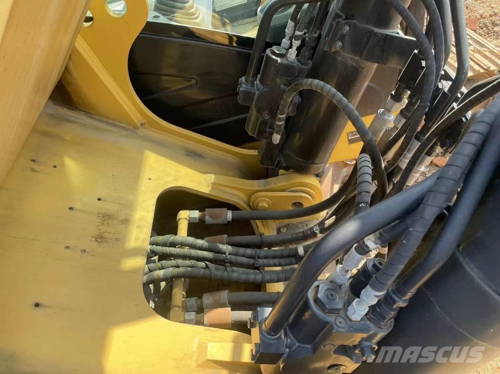 CAT 329D Gravemaskiner med lang gravebom
