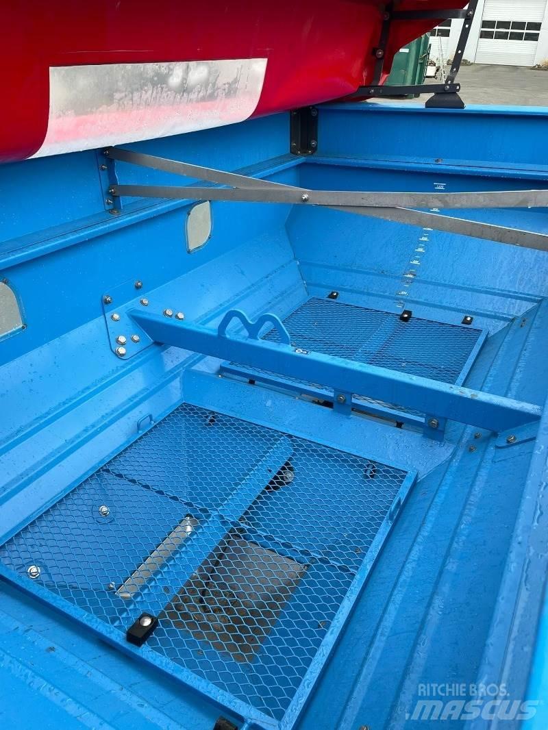 Lemken Tauri 12 Mineralspreder