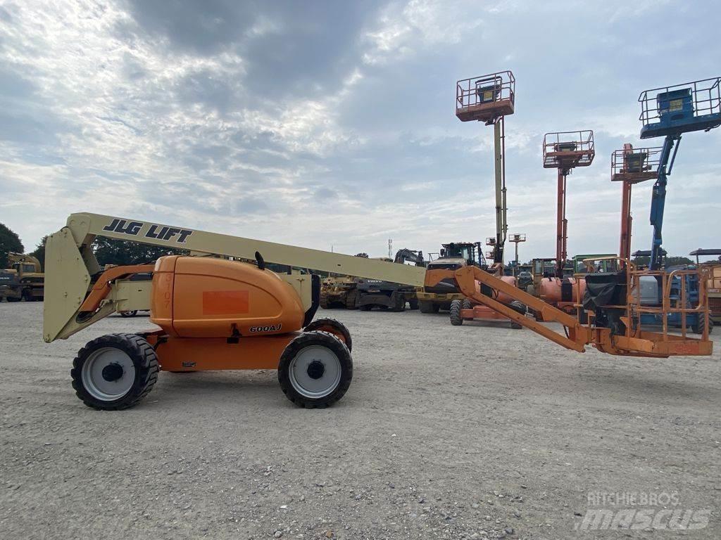 JLG 600AJ Bomlifte med knækarm