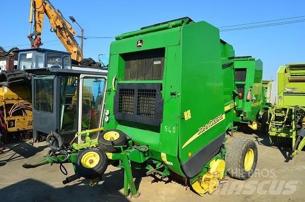 John Deere 592 Rundballe-pressere