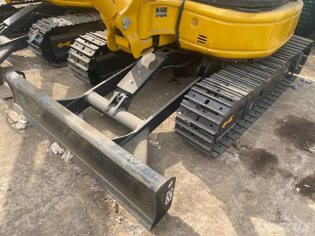 Komatsu PC 30 Minigravemaskiner