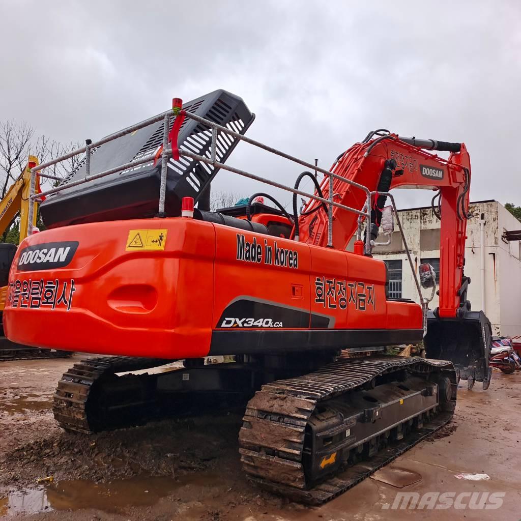 Doosan DX 340 LC Gravemaskiner på larvebånd