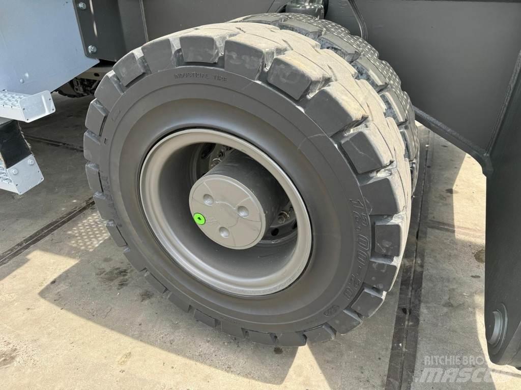 Sennebogen 830M E Materialehåndteringsmaskiner