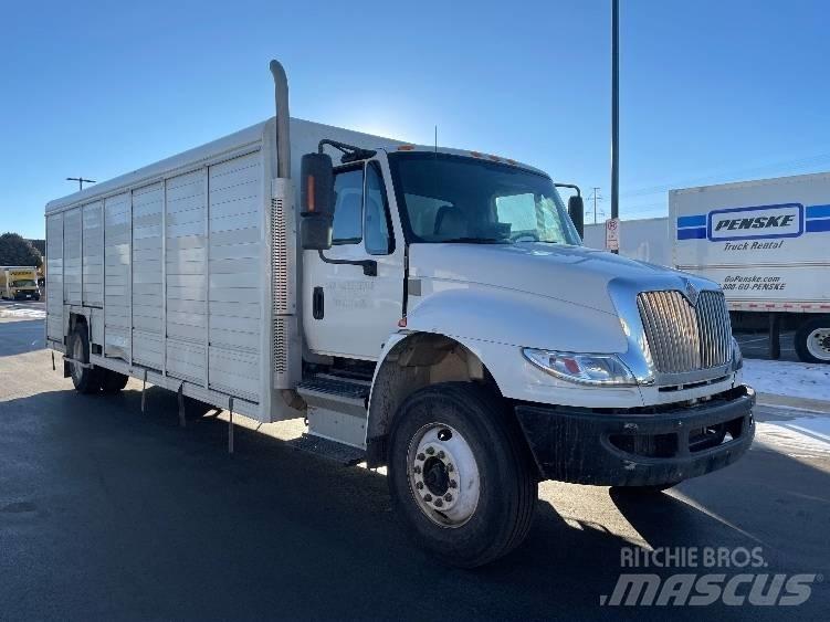 International 4300 Lastbiler til transport af drikkevarer