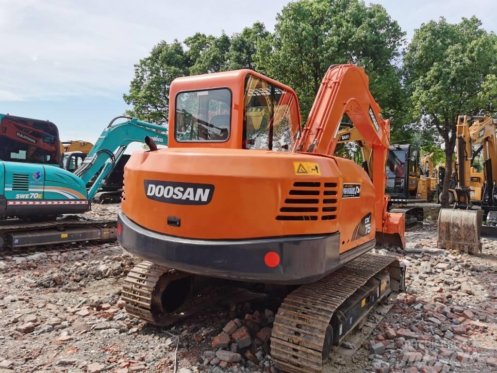 Doosan DX75 Midi-gravemaskiner 7t - 12t