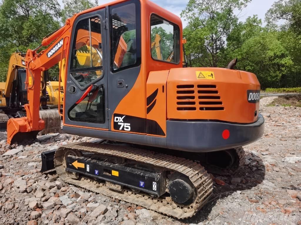 Doosan DX75 Midi-gravemaskiner 7t - 12t