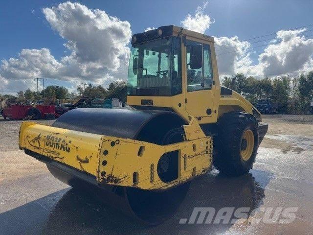 Bomag BW 213 D H-4 Enkelt tromle