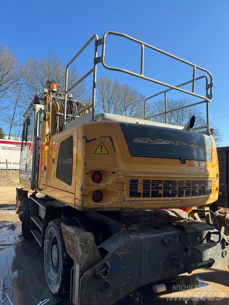 Liebherr LH 22 M Materialehåndteringsmaskiner