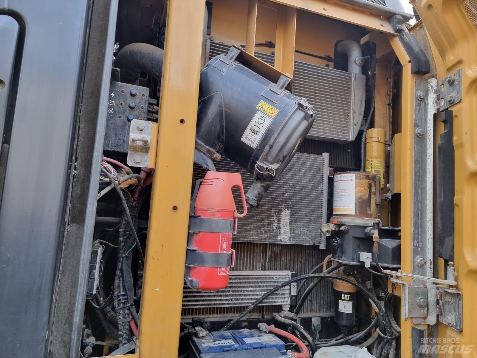 CAT 320 E Gravemaskiner på larvebånd