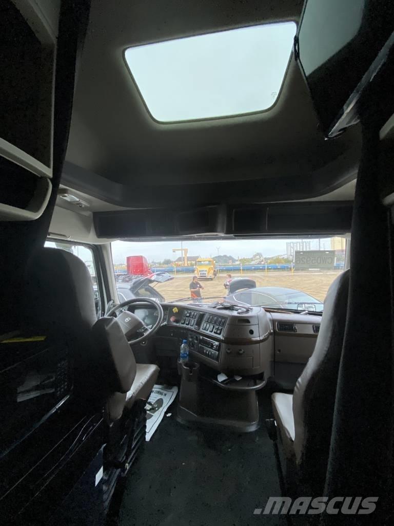 Volvo VLN 670 Trækkere