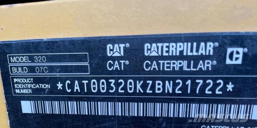 CAT 320 Gravemaskiner på larvebånd