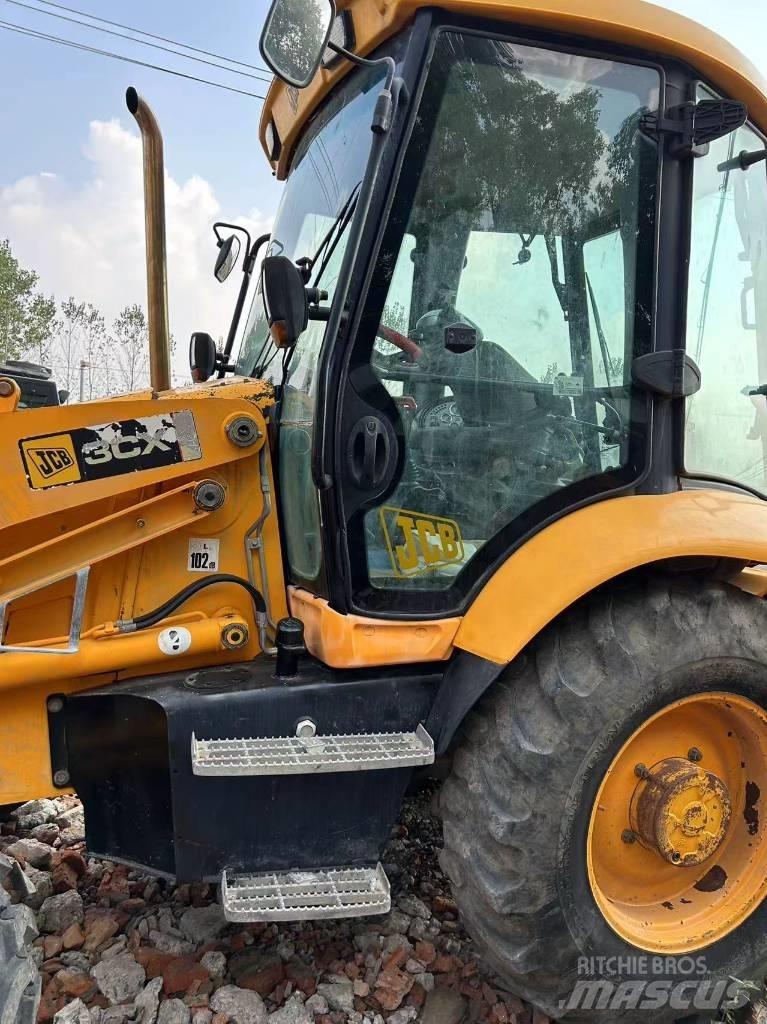 JCB 3 CX Rendegravere
