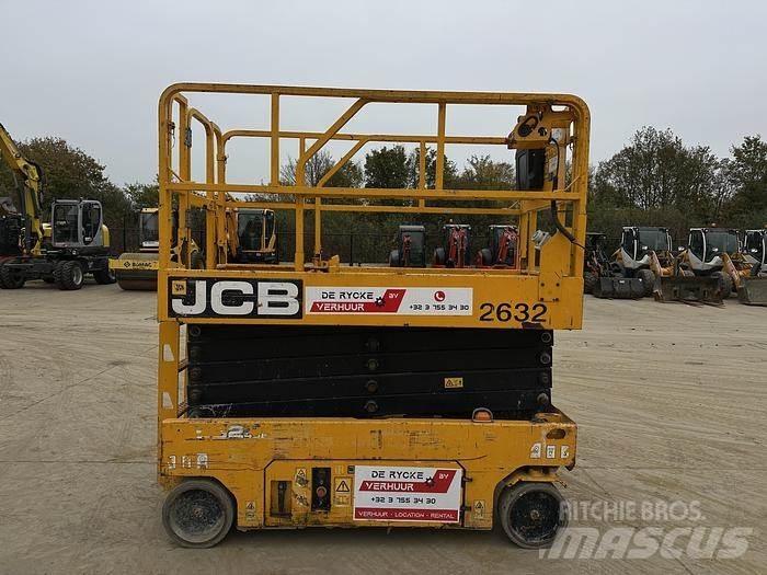JCB S3246E Andre lifte og platforme
