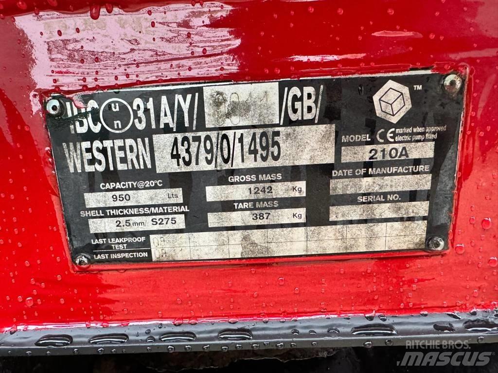 Western 950Litres Brændstof- og tilsætningstank.