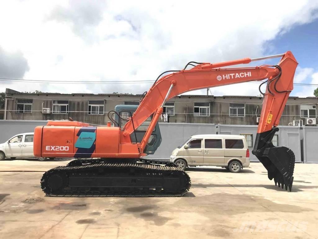 Hitachi EX200 Gravemaskiner på larvebånd