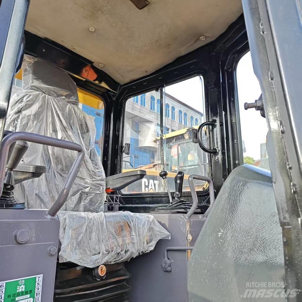 CAT D 5 K Bulldozer på larvebånd