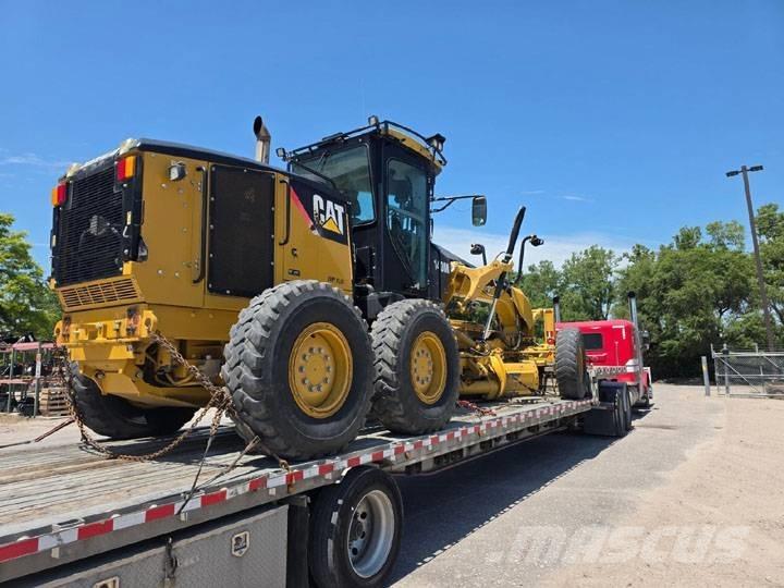 CAT 140 M Vejhøvle / Gradere
