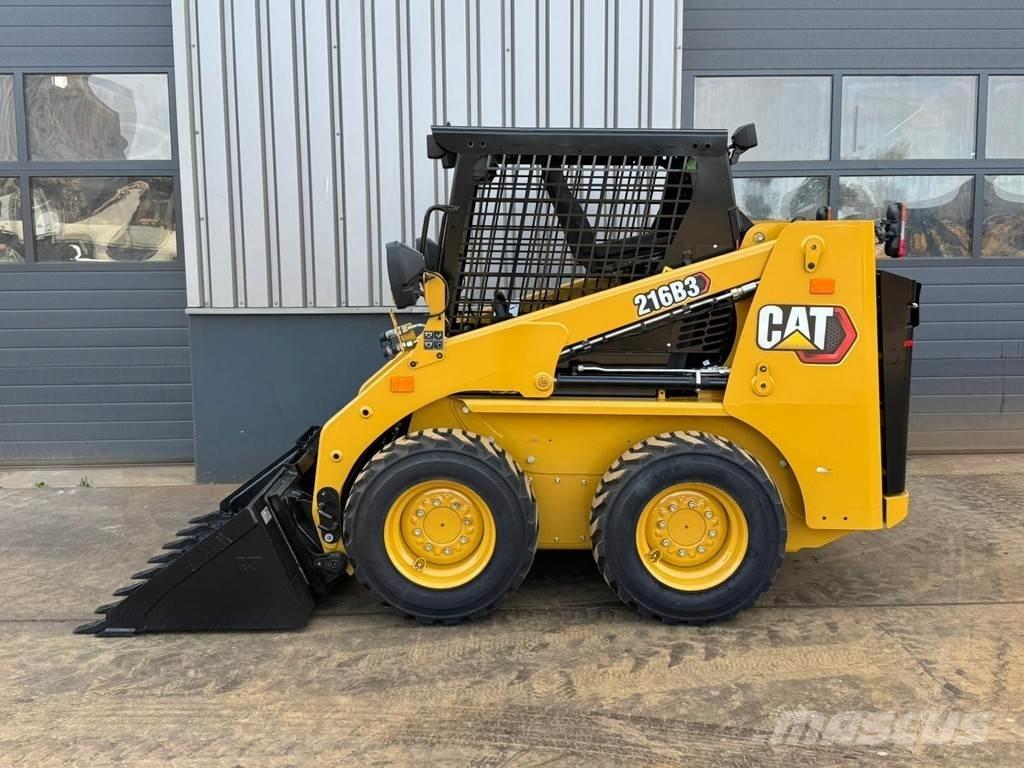 CAT 216B3 Læssemaskiner på hjul