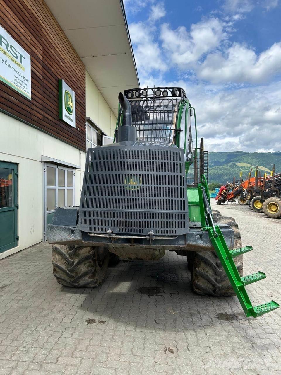John Deere 1510 G Udkørselsmaskiner