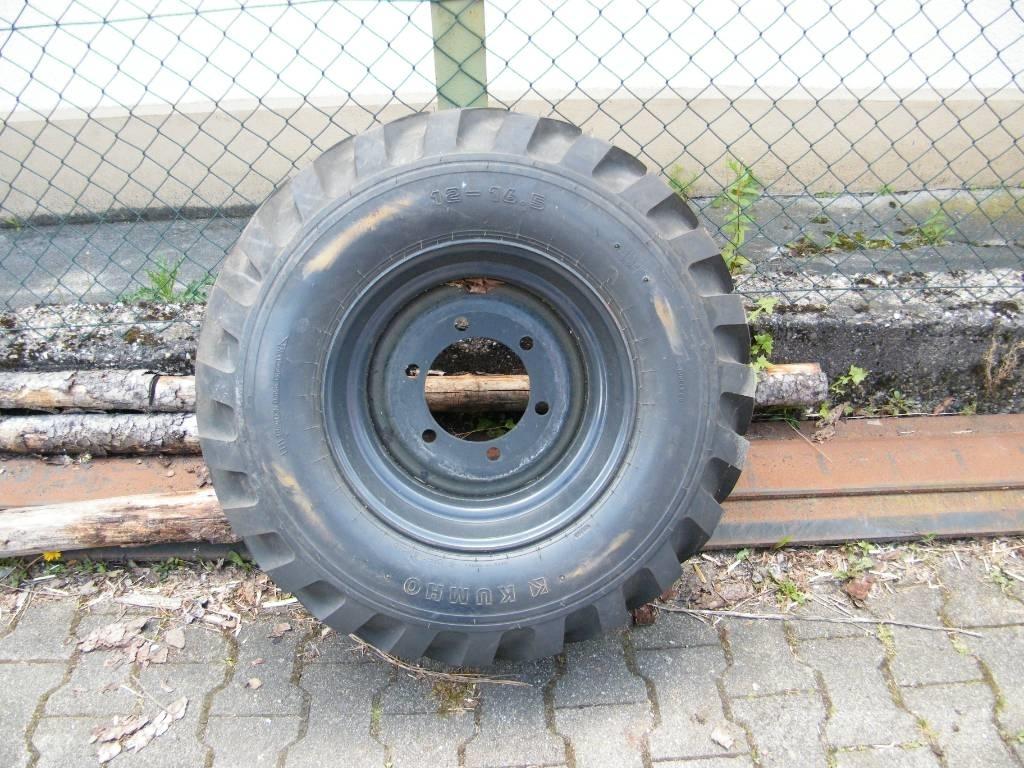 Kumho 12-16,5 Dæk, hjul og fælge