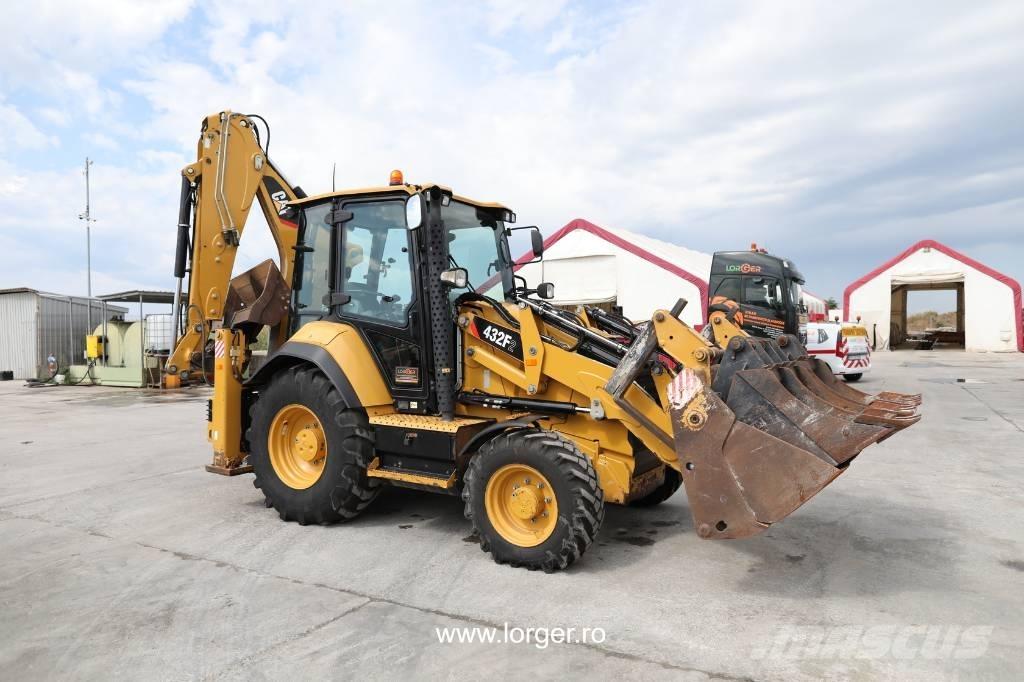 CAT 432 F2 Rendegravere