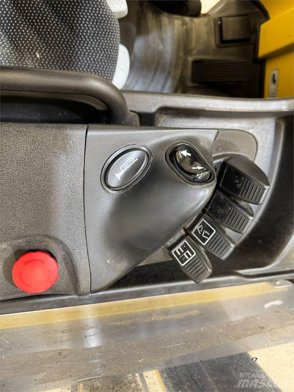 Hyster R1 6 Reachtruck