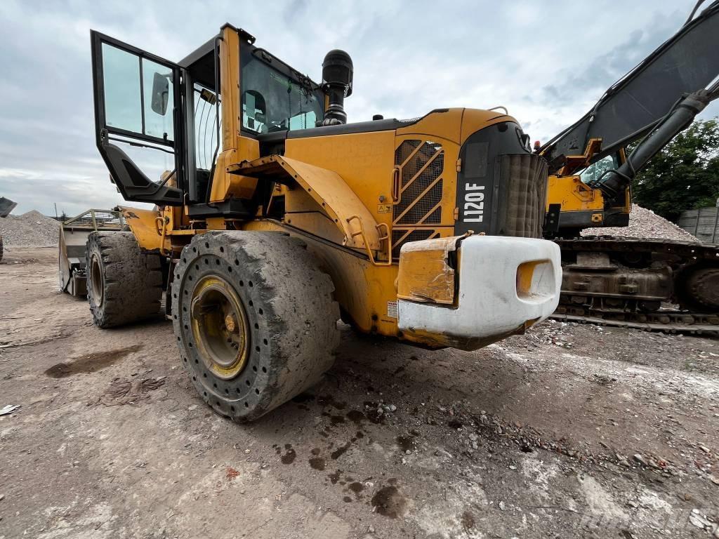 Volvo L 120 F Læssemaskiner på hjul