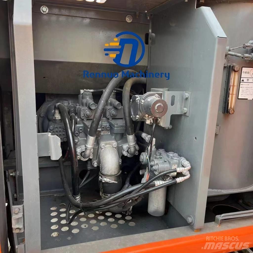 Hitachi EX 120 Gravemaskiner på larvebånd