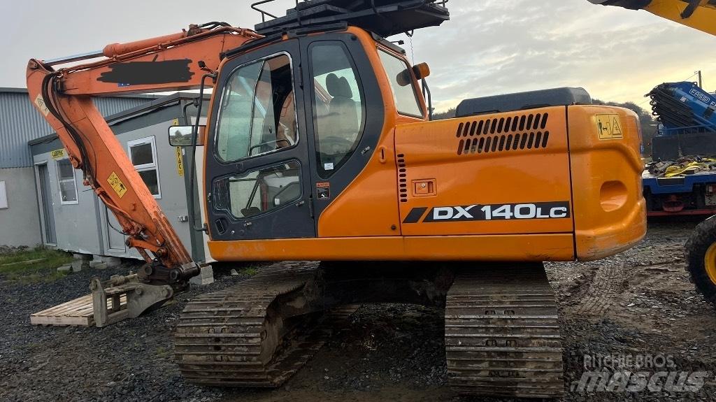 Doosan Dx140 Gravemaskiner på hjul