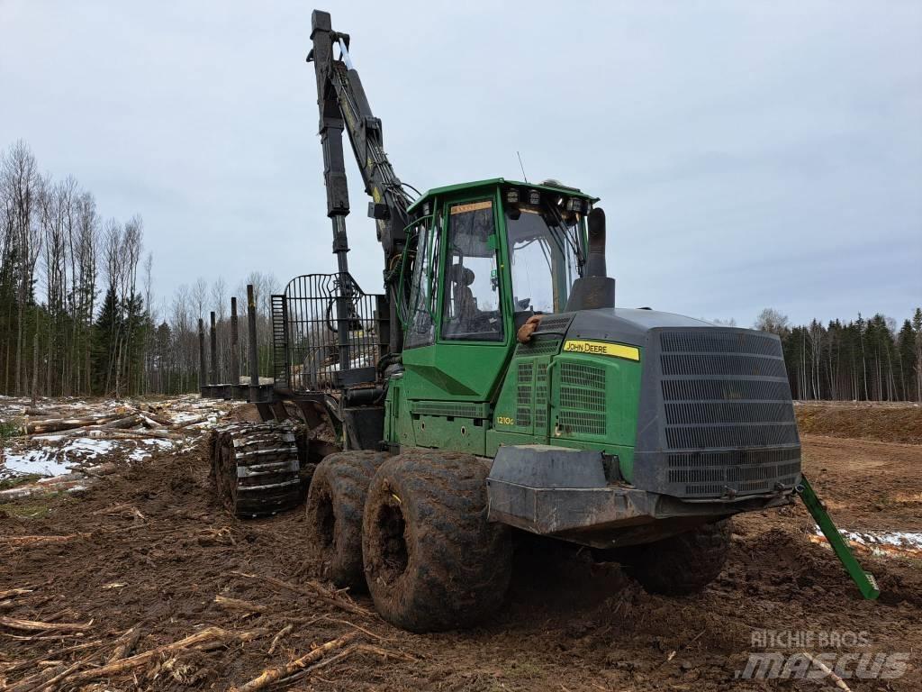 John Deere 1210 G Udkørselsmaskiner