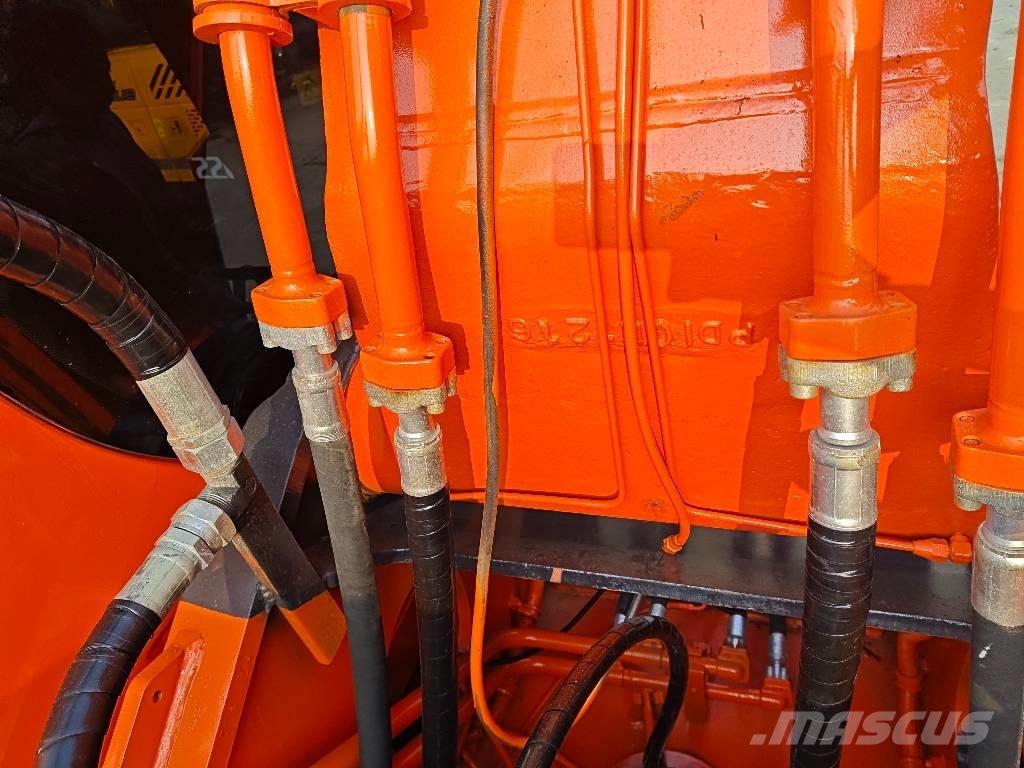 Doosan DX 300 LC Gravemaskiner på larvebånd