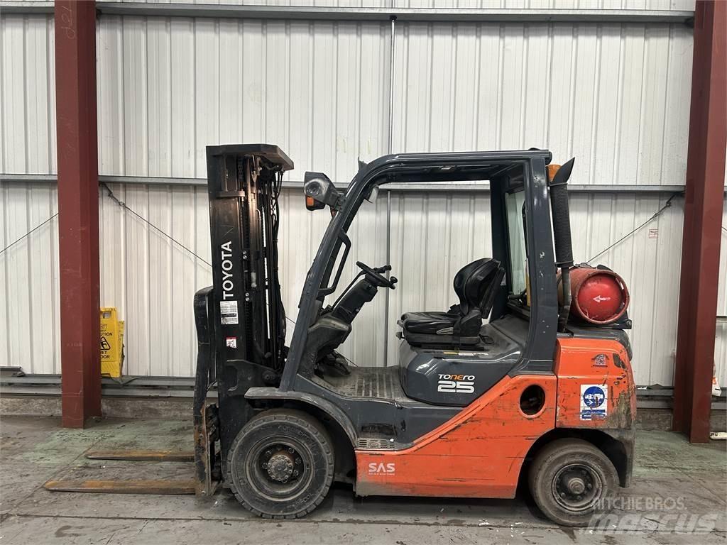 Toyota 02-8FGF25 LPG gaffeltrucks