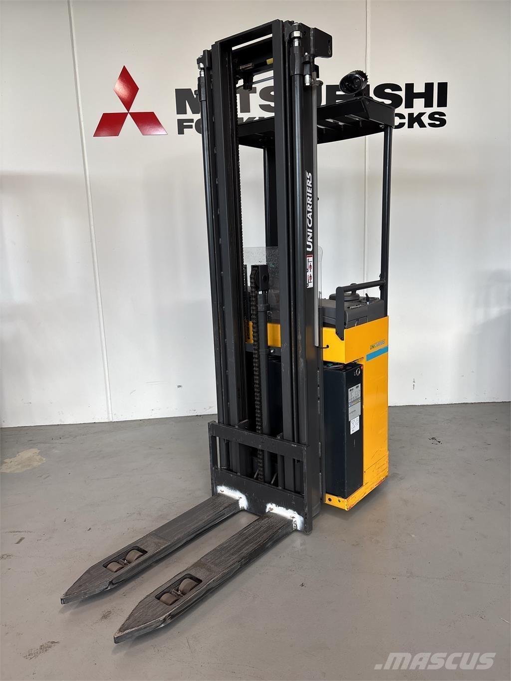 Atlet A160 Selvkørende stablere