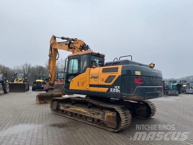 Hyundai HX 220 L Gravemaskiner på larvebånd