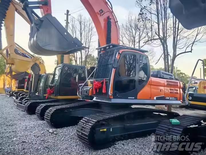 Doosan DH300 Gravemaskiner på larvebånd